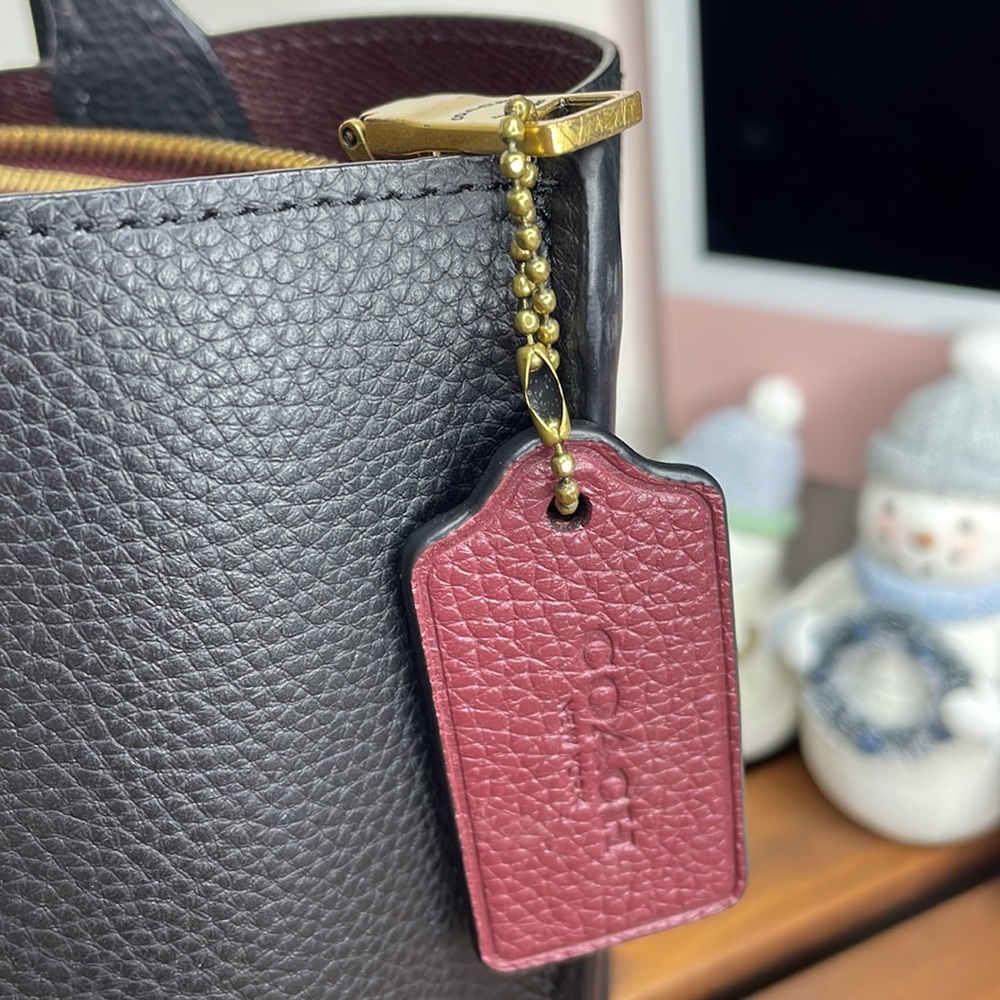 Coach Black Leather Tote with Burgundy Tag and Gold Hardware - Picture 9 of 14